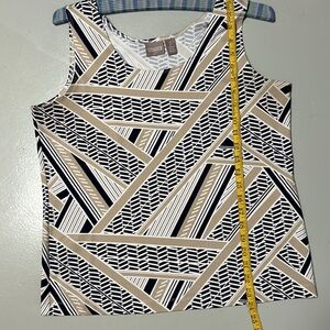 Chico’s Tank Size 2 M/L Great Geo Pattern